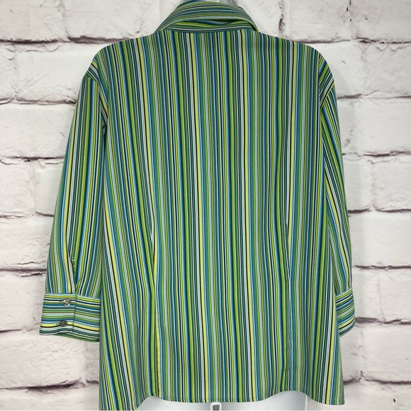 Appàrenza Stretch Button down Shirt SZ PL Green Stripes 3/4 Sleeves EUC - Picture 2 of 8